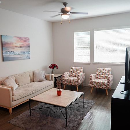 Luxury Designed 2 Bedrooms Part Hotel In Woodland Hills Ca Los Angeles Dış mekan fotoğraf