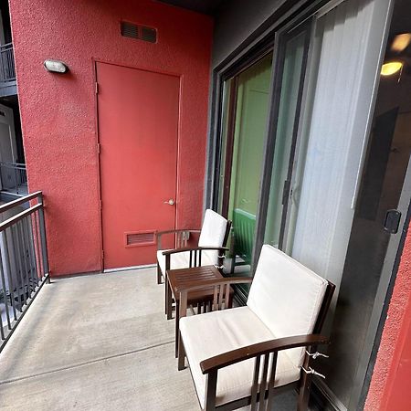 Luxury Designed 2 Bedrooms Part Hotel In Woodland Hills Ca Los Angeles Dış mekan fotoğraf