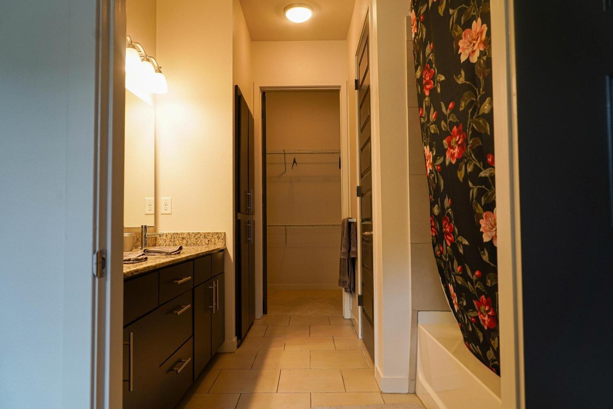 Luxury Designed 2 Bedrooms Part Hotel In Woodland Hills Ca Los Angeles Dış mekan fotoğraf